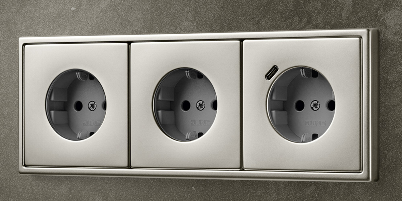 SCHUKO® Steckdosen mit USB bei Müller & Grimm Elektrobau GmbH in Heigenbrücken